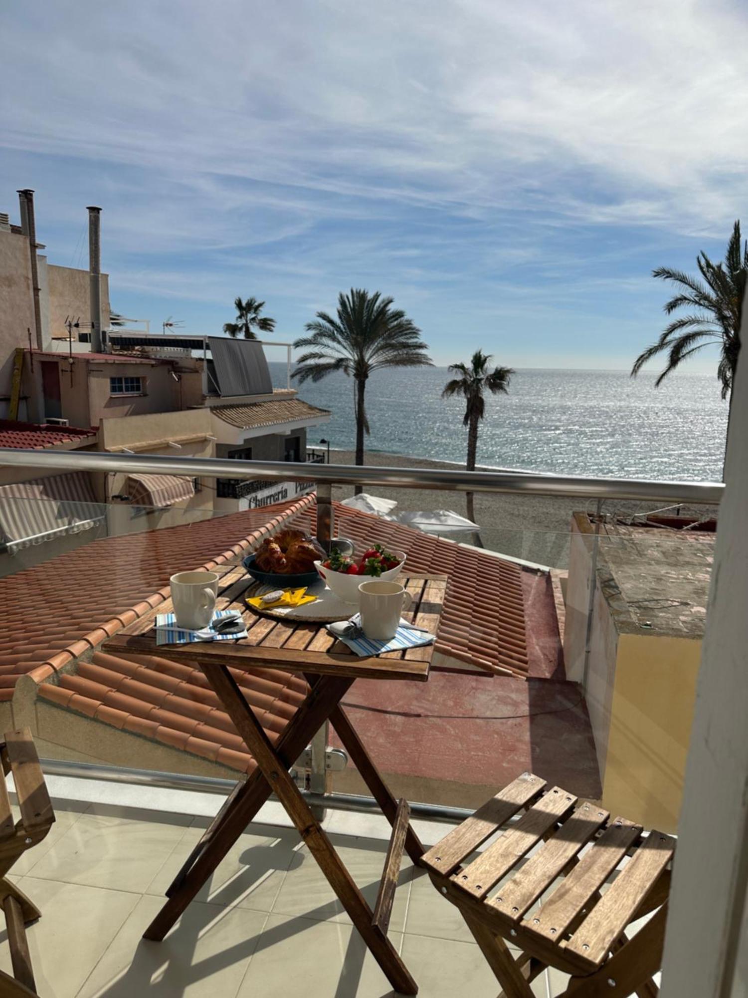 Vistas Al Mar Apartman Torrenueva  Kültér fotó